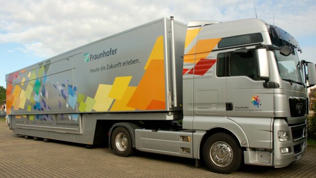 infomobile_roadshow_truck_promo