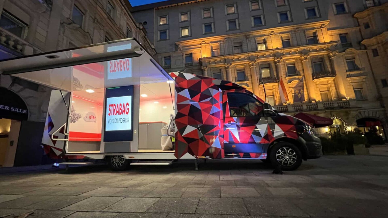 STRABAG TalentVan Recruiting-Mobil